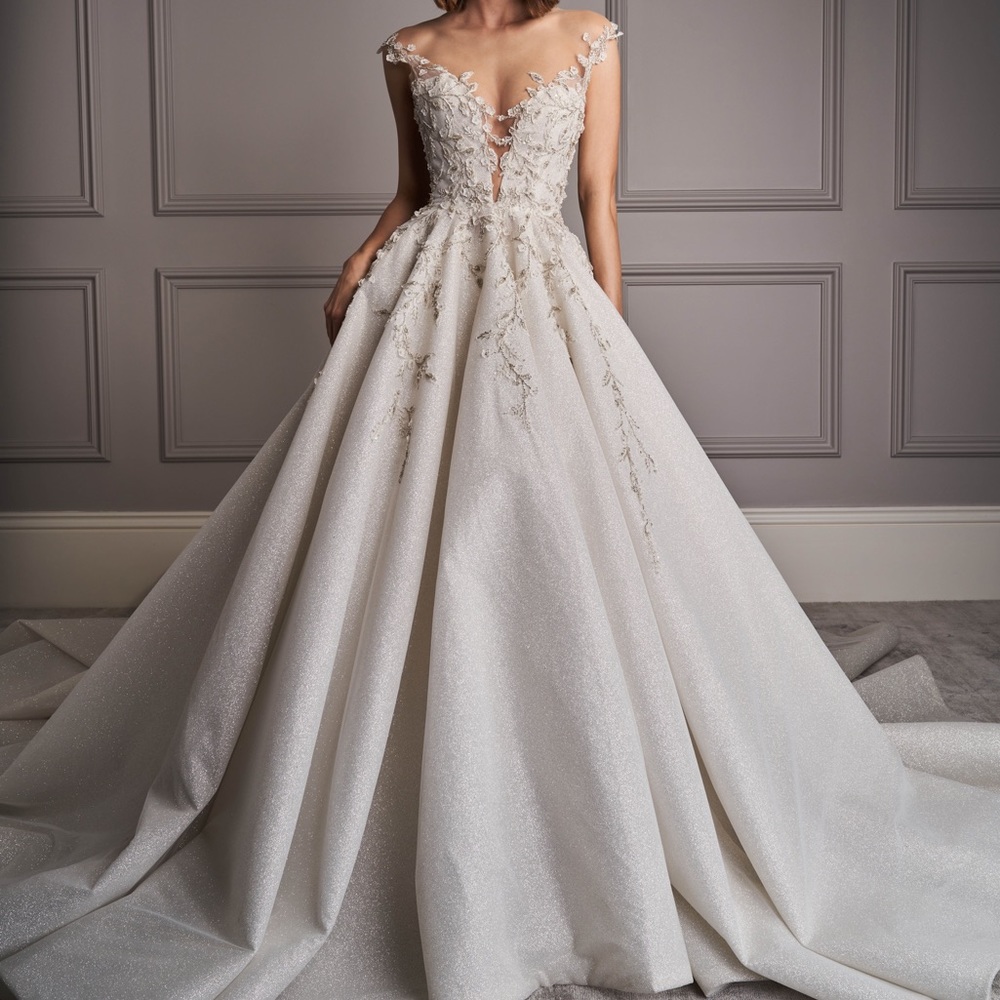 LEAH DA GLORIA Ember Sparkly Leaf Embroidery Illusion Silhouette Bridal Gown